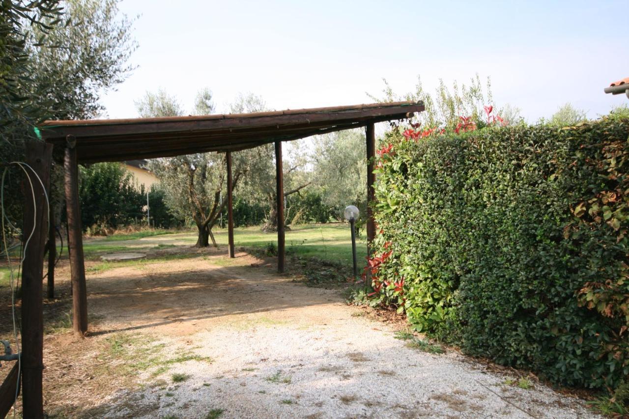 Carlotta Casetta Indipendente Non Distante Dal Mare Castagneto Carducci Exterior foto